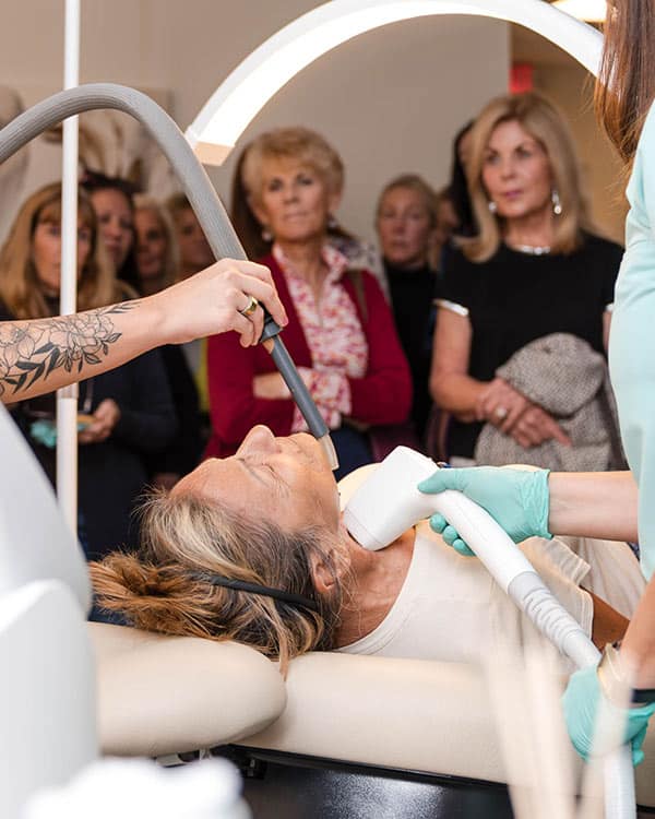 aesthetic treatment demonstration